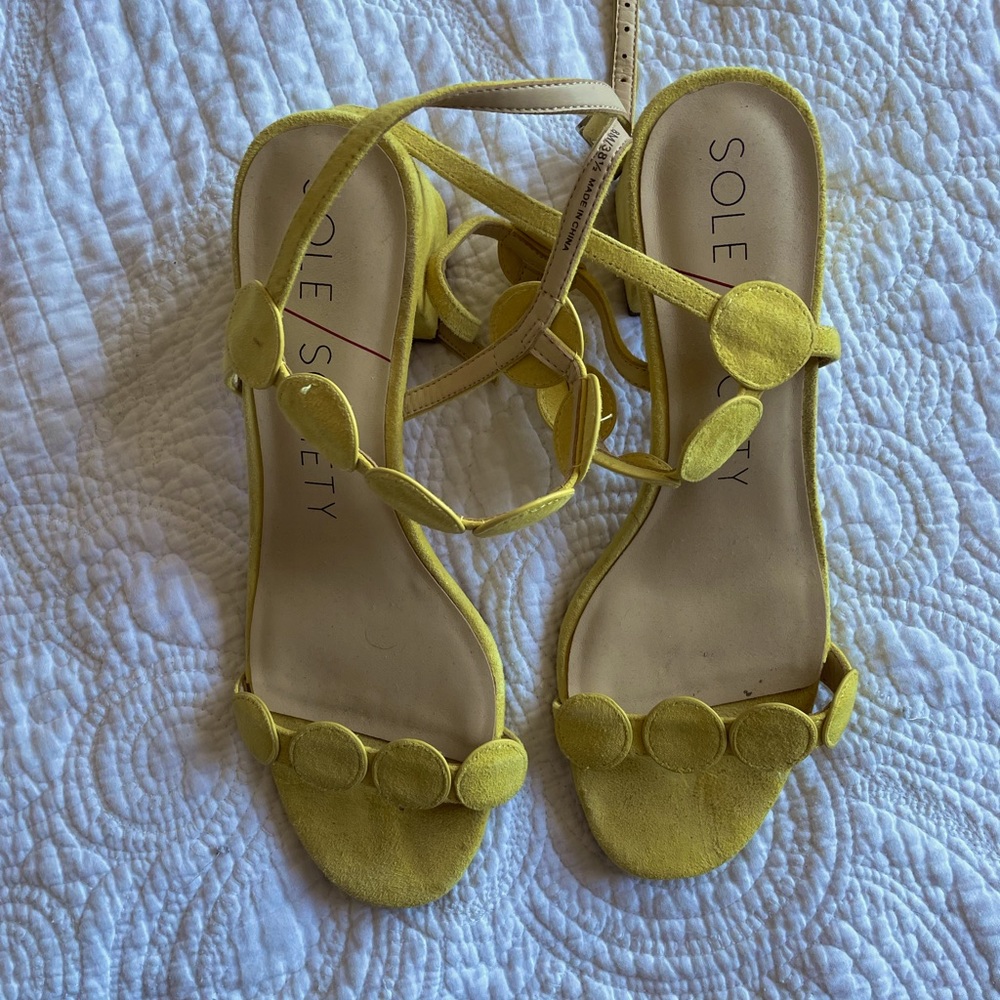 Sole Society Mid Century Inspired Block Heel
